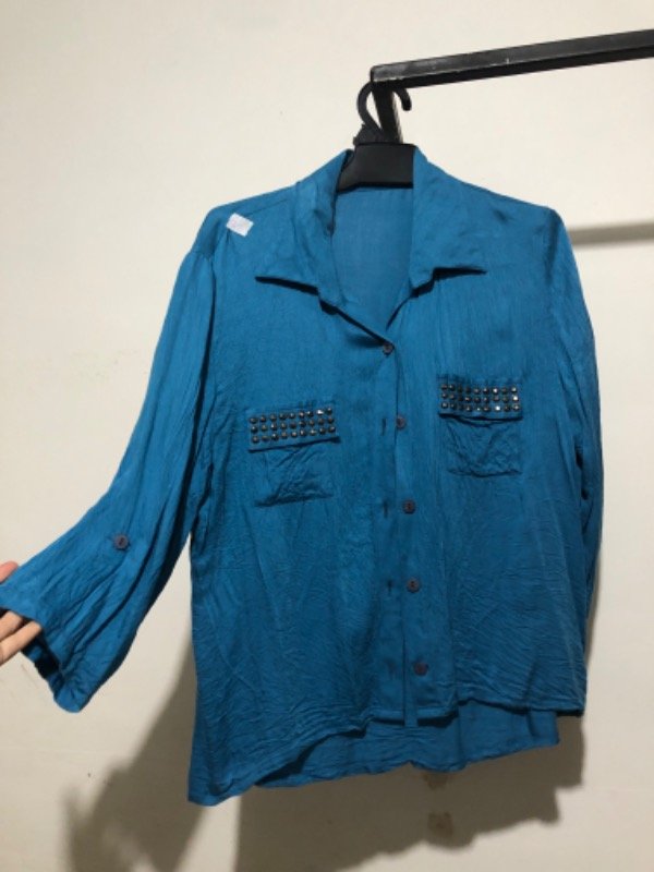 Producto - Camisa //tacha// talle L