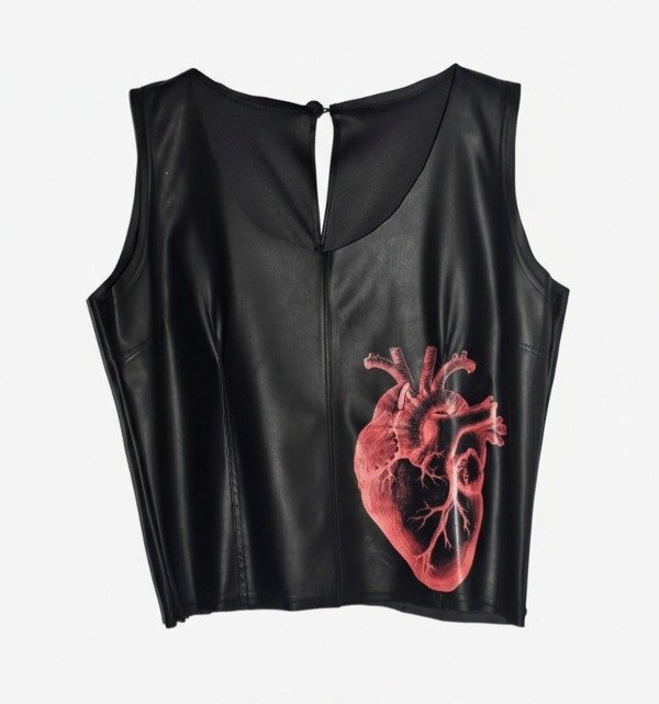 Producto - Top ecocuero corazón