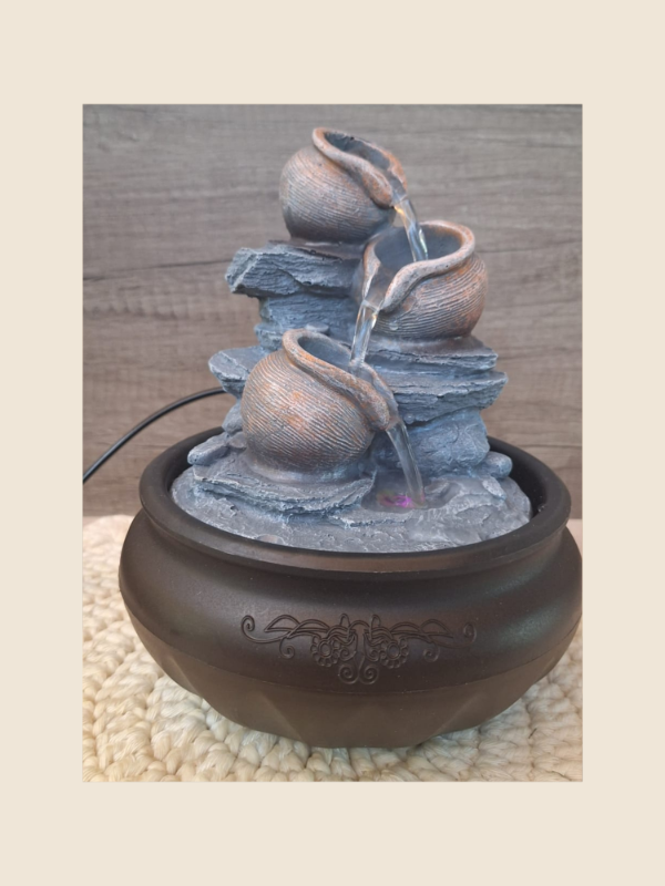 Producto - Fuente de agua vasija II