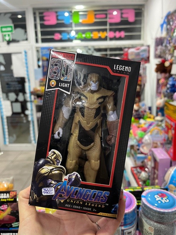 Producto - Avenger con luz - 2