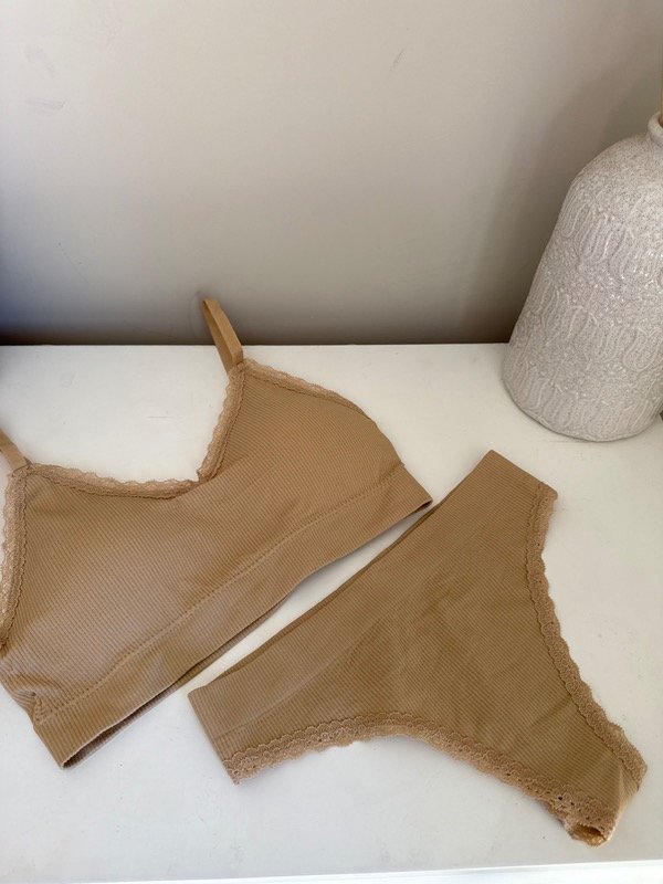 Producto - Conjunto seamless Sofía nude