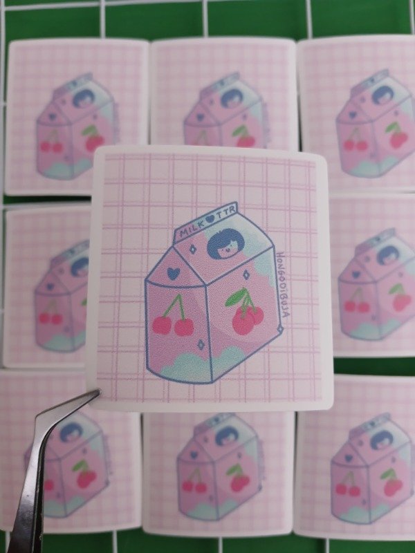 Producto - Sticker Cherry Milk