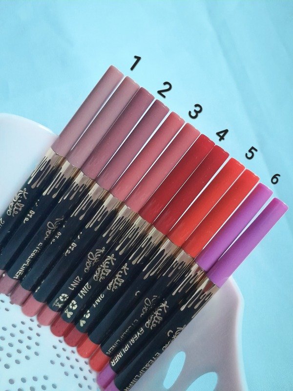Producto - lapiz retractil de labios