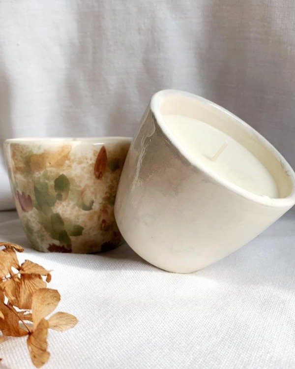 Producto - Cuenco blanco vcon vela de jazmín