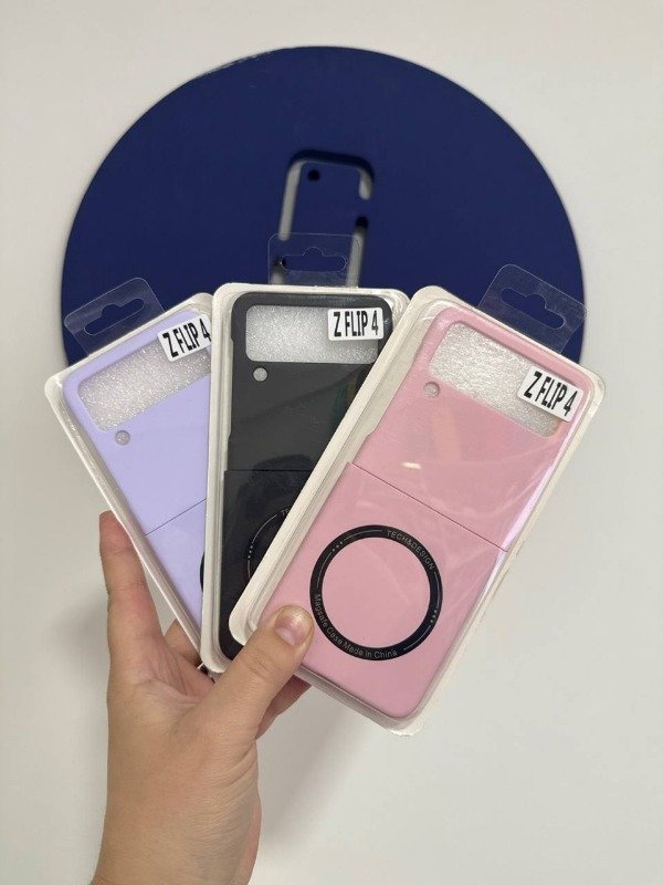 Producto - FUNDA SILICONE CASE MAGSAFE SAMSUNG Z FLIP 4