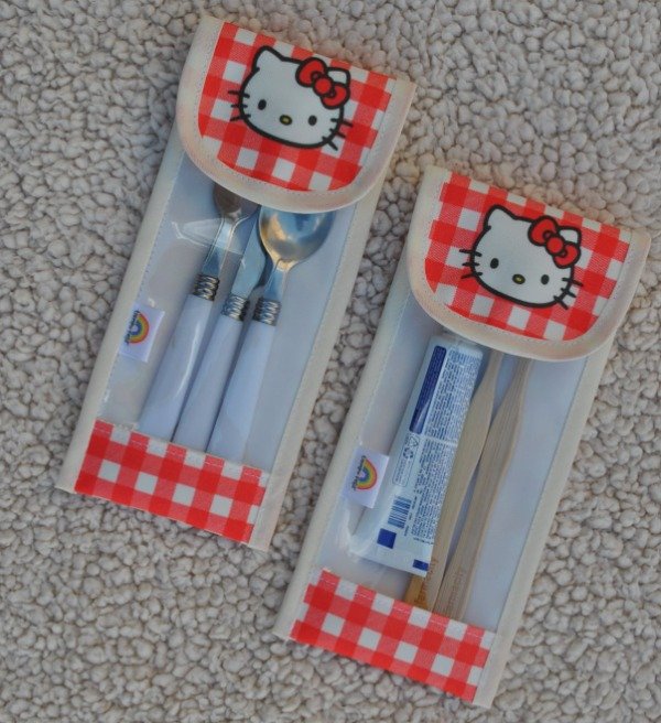 Producto - Estuche higiene Rojo Hello Kitty