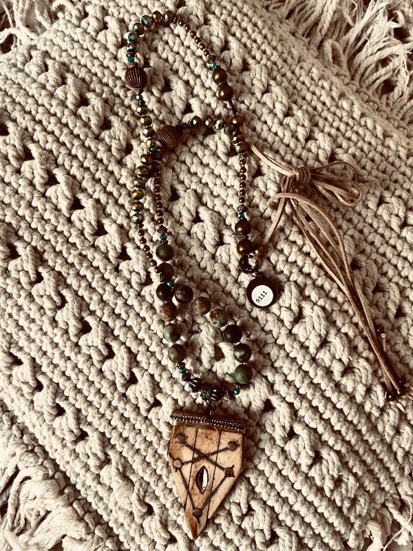 Producto - Collar Morena madera - 3