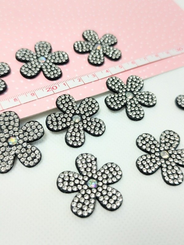 Producto - Aplique flor con strass - 1