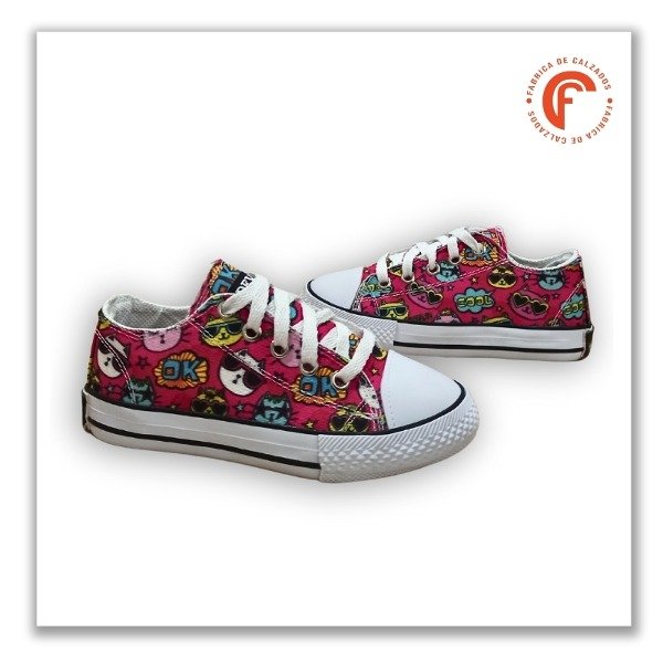 Producto - Zapatilla AVENTURA Gatitos
