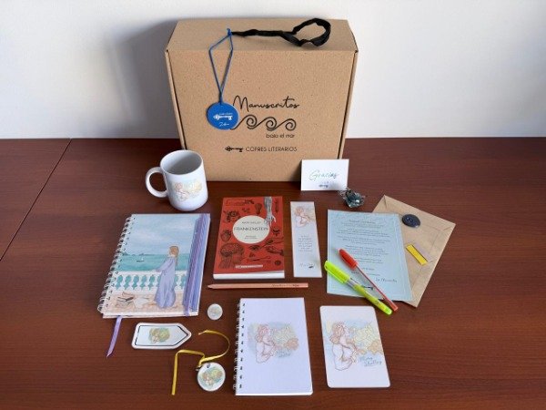 Producto - Cofre Zafiro/ Mary Shelley