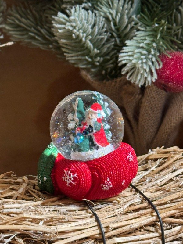 Producto - Bola de nieve de guante G4 (Efectivo: 7.920)