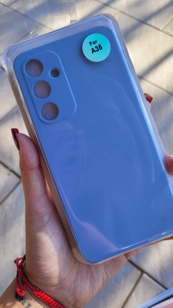 Producto - A35 silicona case celeste