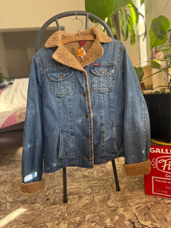 Campera de jean con corderito — imagen 2