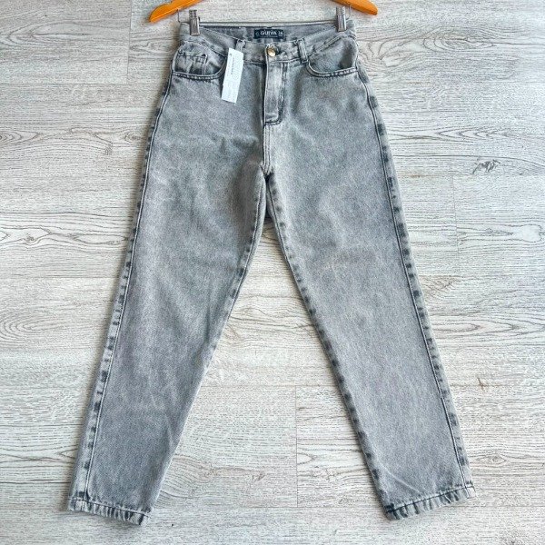 Producto - 671 - JEAN MOM GRIS CLARO