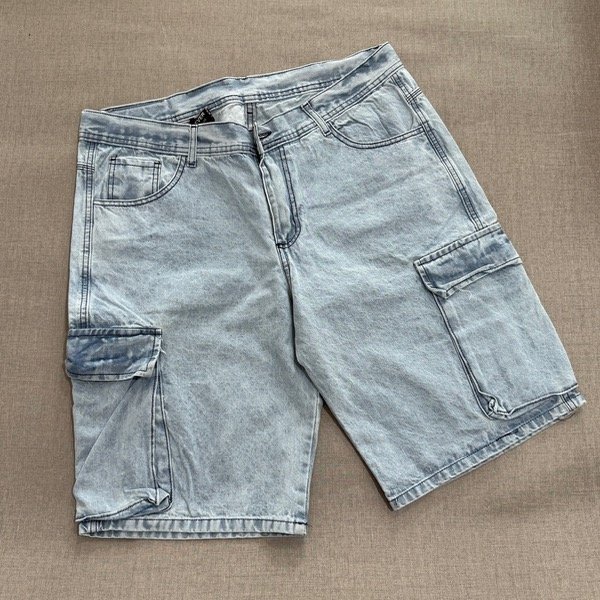 Producto - Bermuda cargo celeste