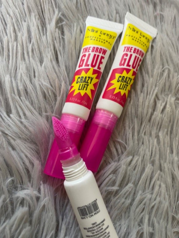 Producto - Gel de cejas dump NYX