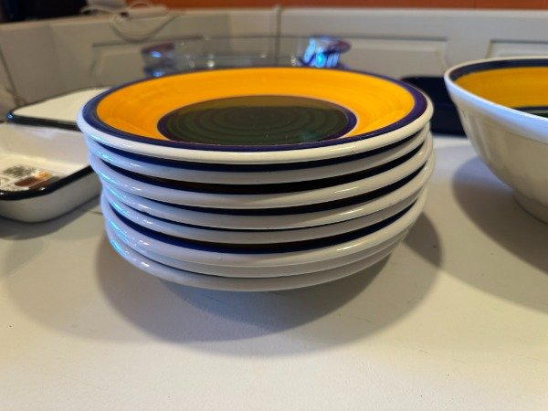 Producto - LOTE ENSALADERA GRANDE 30x12 CON 8 PLATOS DE CERAMICA DE 26cm #10948
