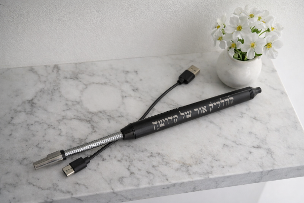 Producto - MECHERO OR EXCLUSIVE USB CON CARGADOR