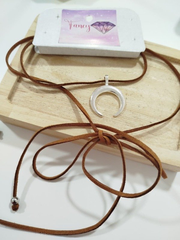 Producto - Choker lazo marron 0890
