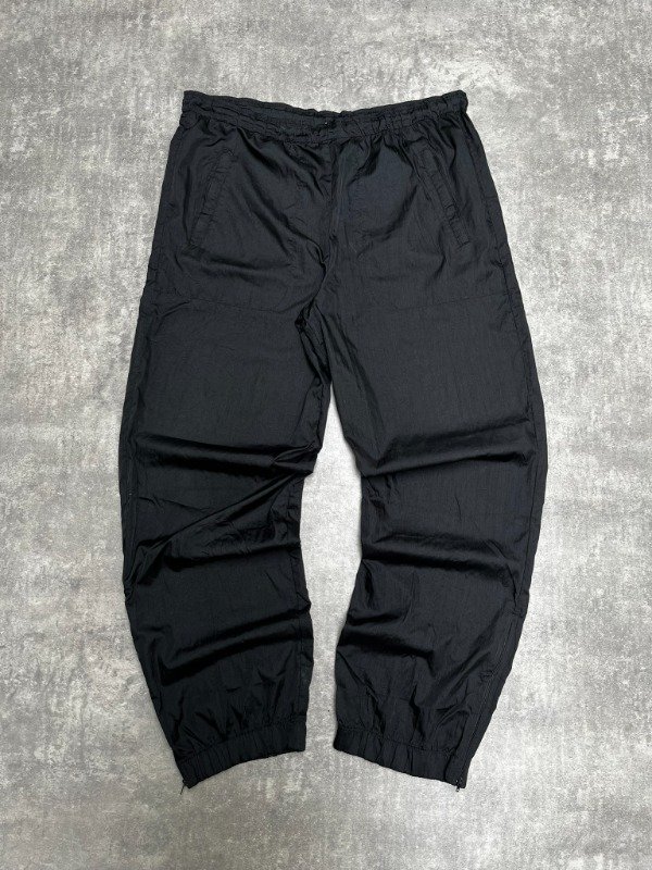 Producto - Pantalon Baggy Rompevientos Americano Basic T.L