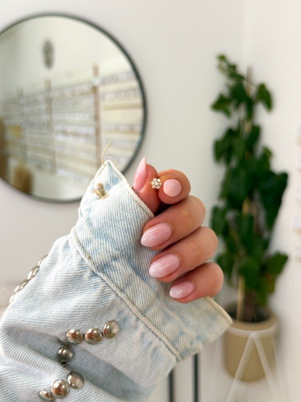 Producto - Piercing acero dorado flor cúbics