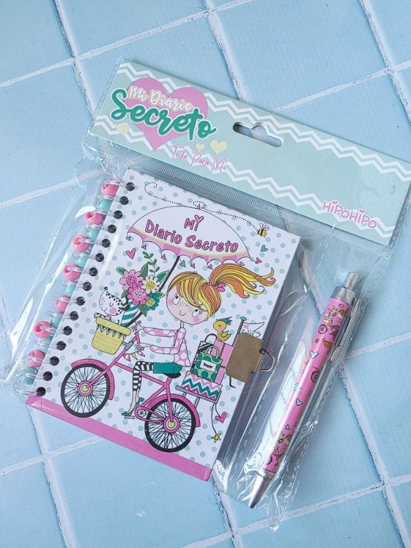 Producto - Diario íntimo con lapicera