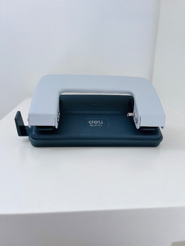 Producto - Perforadora para 10H Deli