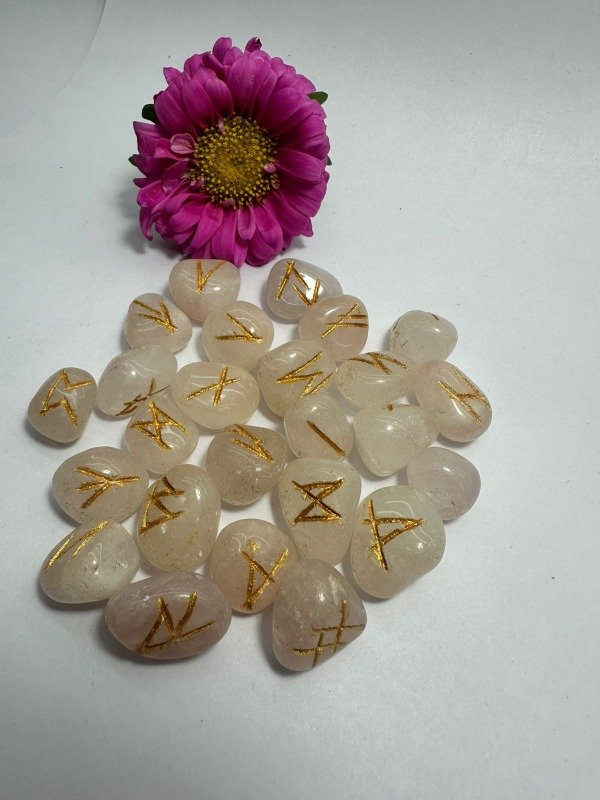 Producto - Runas de piedra Cuarzo Rosa