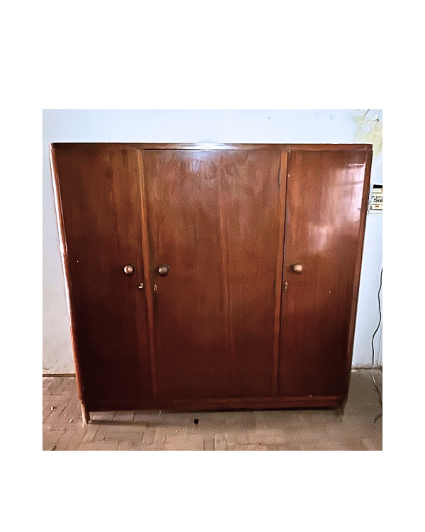 Producto - Ropero de 3 puertas con cajones, espantes y espacio para colgar / 180x170