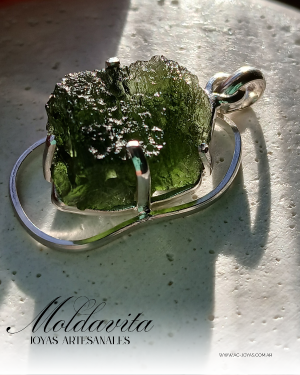 Producto - Dije moldavita