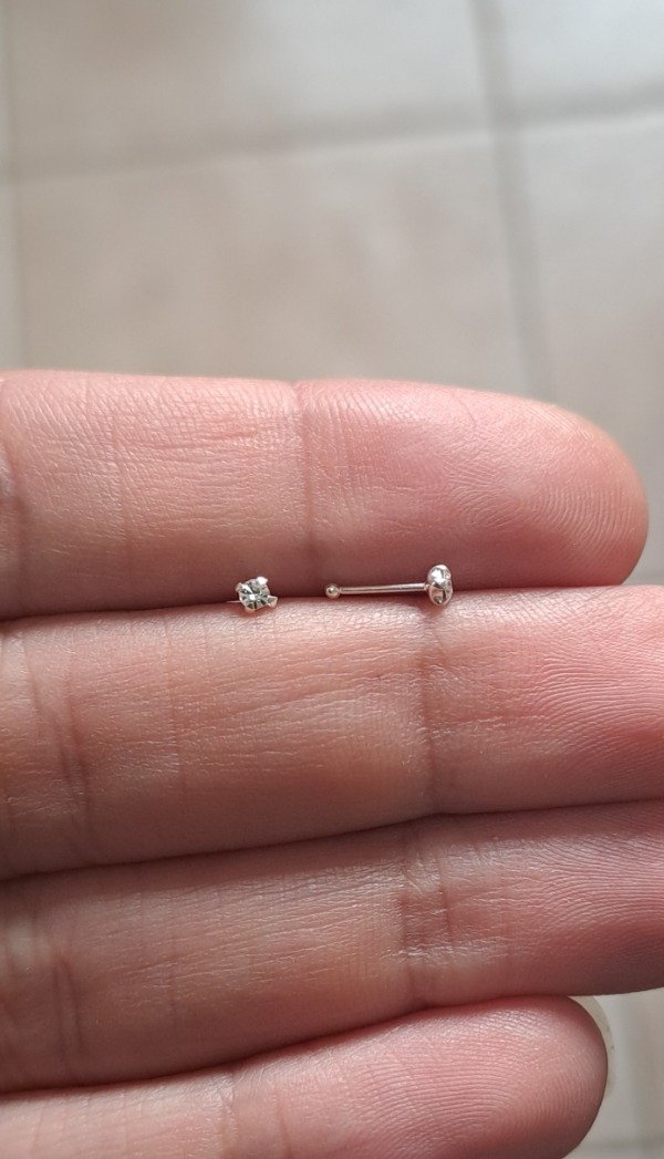 Producto - Piercing de Plata para Nariz Recto con Cubic Engarzado (unidad)