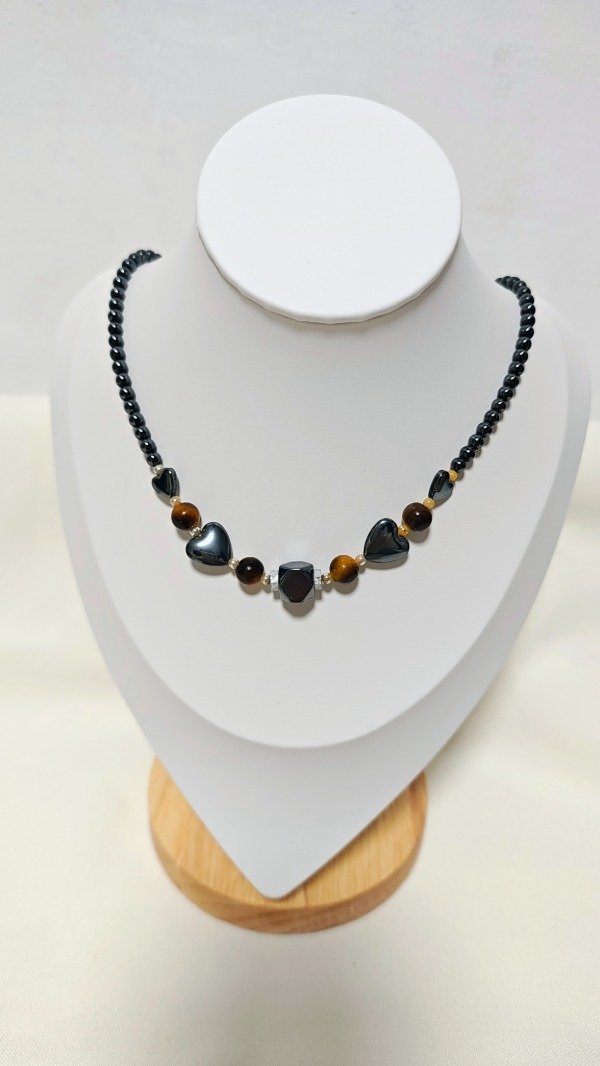 Producto - Collar de hematita y ojo de tigre