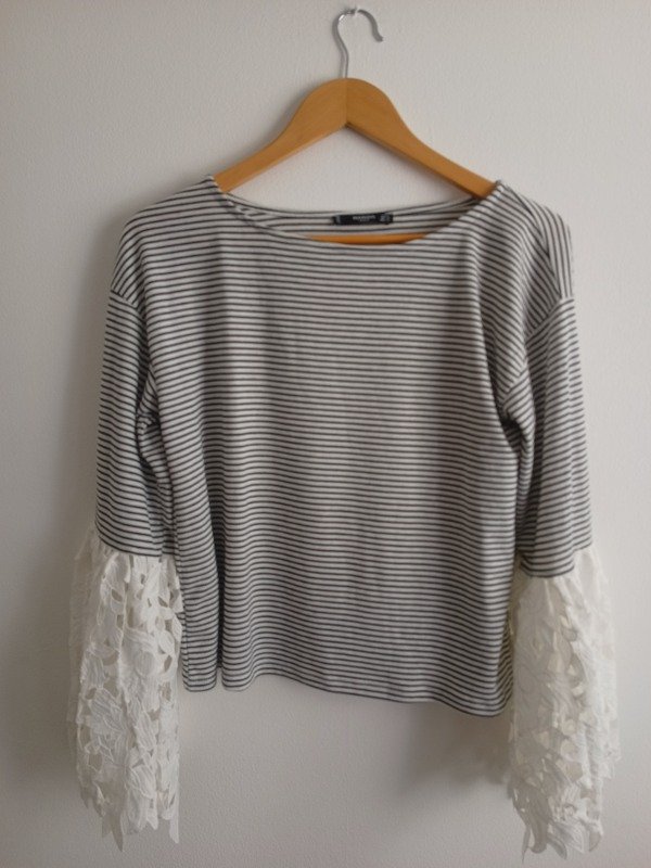 Producto - Blusa amplia Mango a rayas