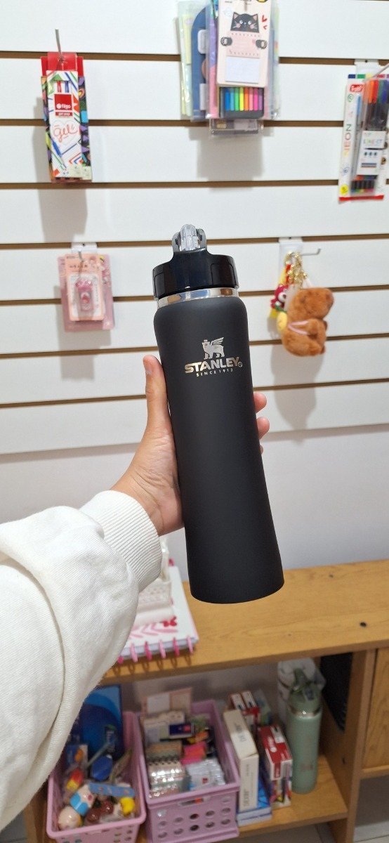 Producto - Botella negro