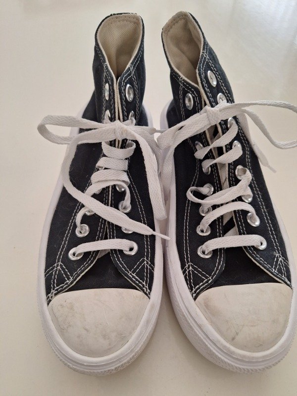Producto - Botitas negras Converse