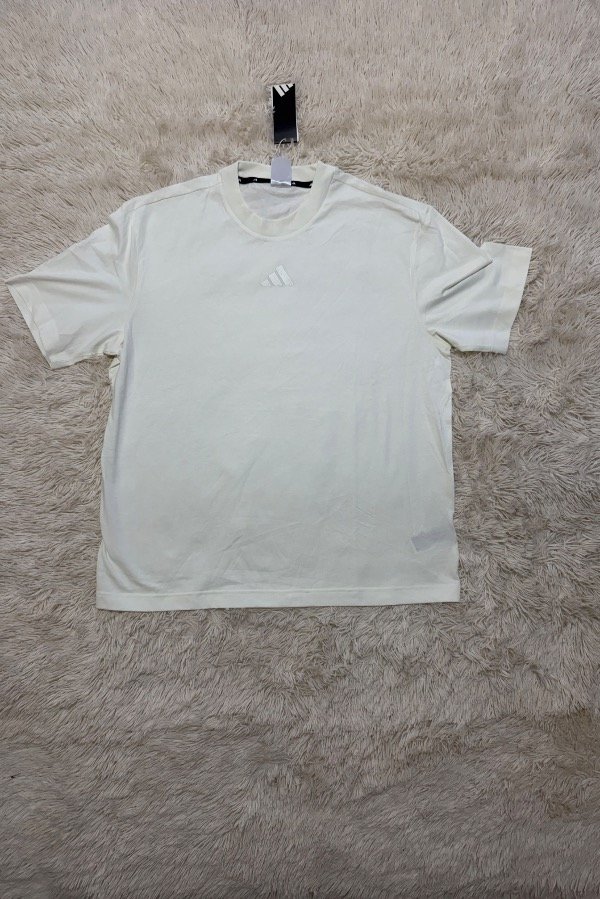 Producto - Remera adidas bordada