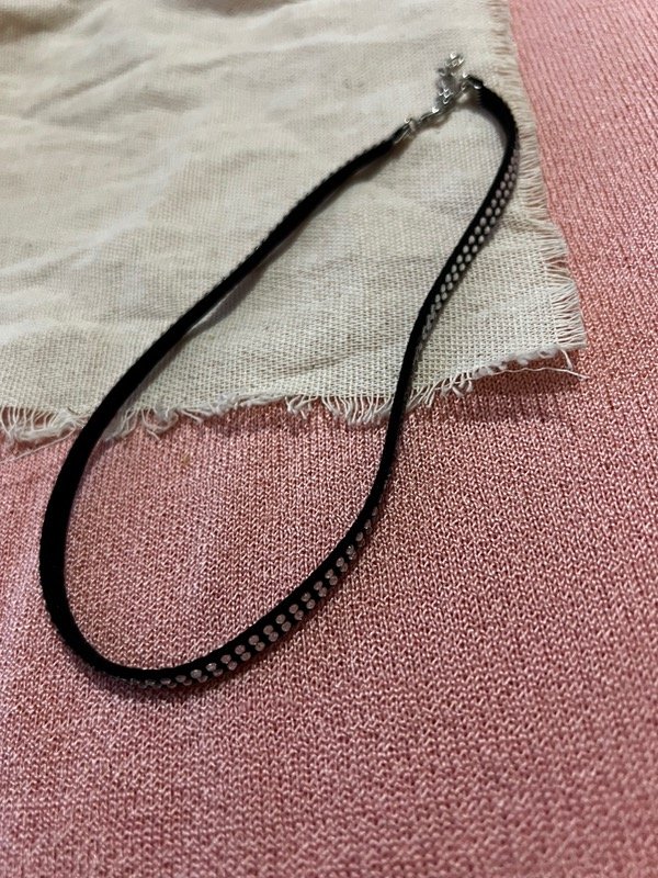 Producto - chocker tachas