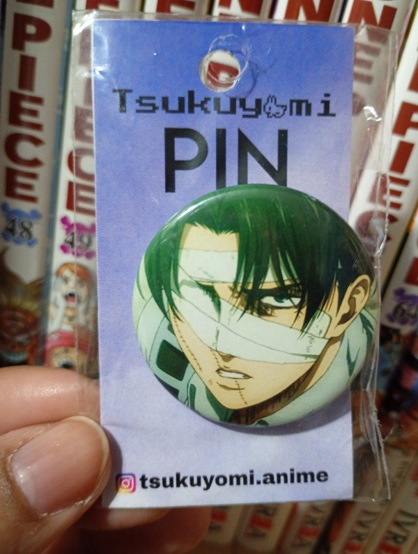 Producto - Pin Levi