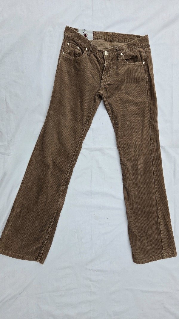 Producto - Corderoy cuesta blanca