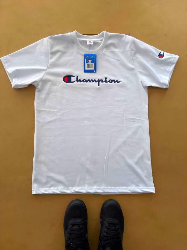 Producto - Remera black 76