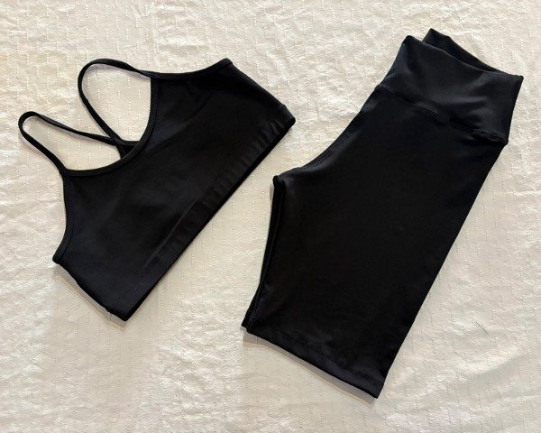 Producto - Conjunto de lycra top y biker NEGRO