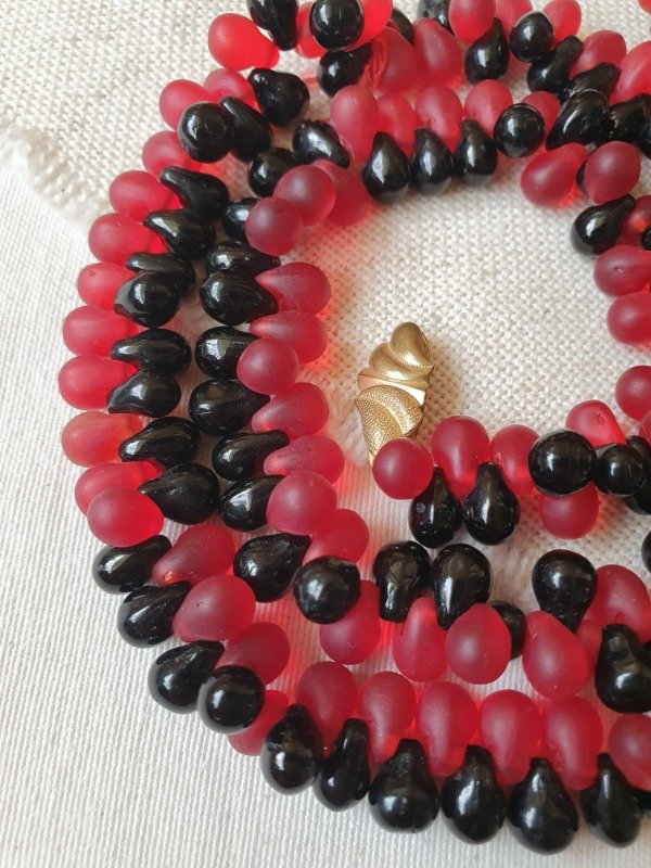 Producto - Collar Art Déco Gotitas de Cristal Rouge et Noire
