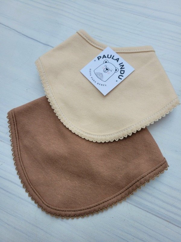 Producto - PACK X2 BABEROS CHOCO Y BEIGE - transferencia 5.950