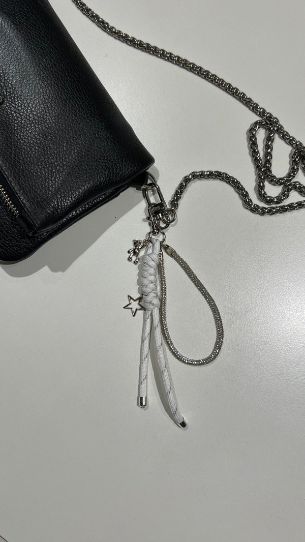 Producto - Charm Correa Brillo