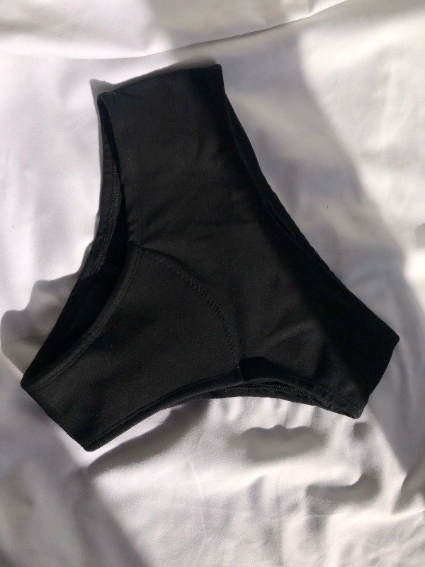 Producto - Bikini menstrual adulta