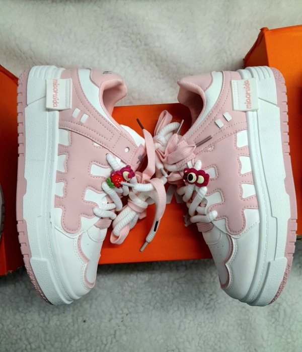 Producto - Zapatillas mía