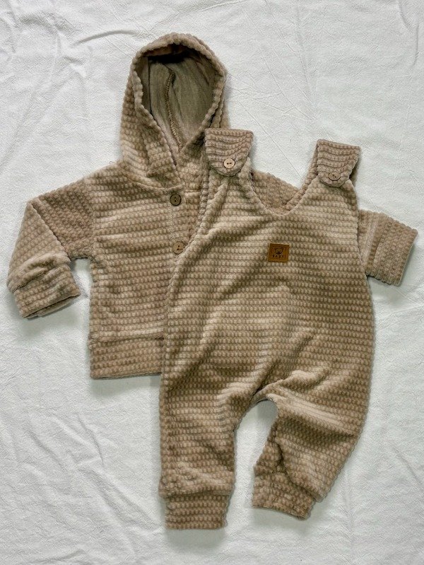 Producto - Jardinero + Campera Plush Burbuja Beige