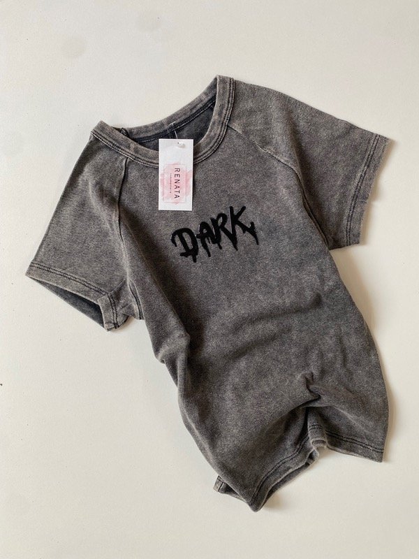 Producto - Remera baby tee dark
