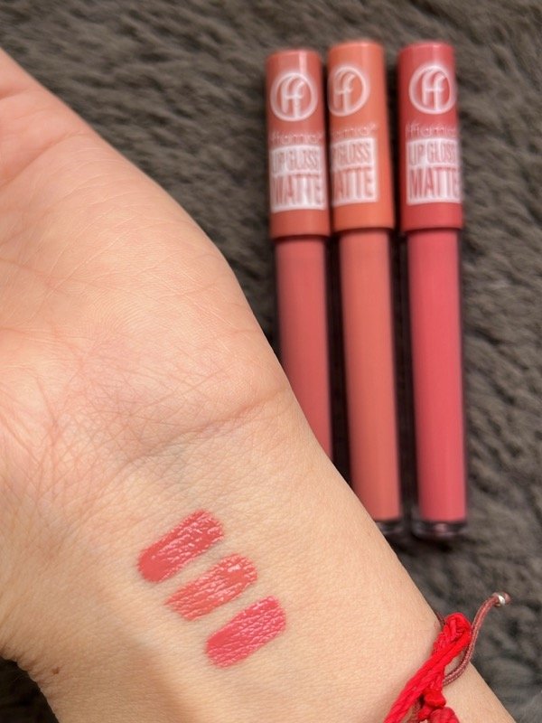 Producto - Labial liquido pinky