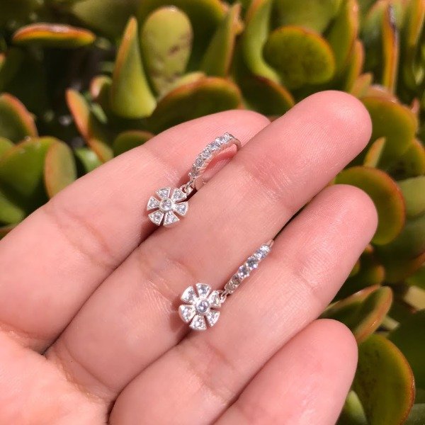 Producto - Aros Argolla Cruz Con Cubic